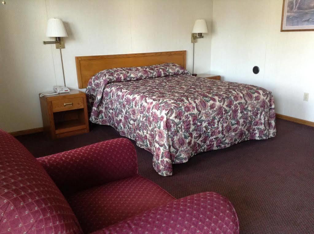 מקינאו סיטי Lighthouse View Motel מראה חיצוני תמונה