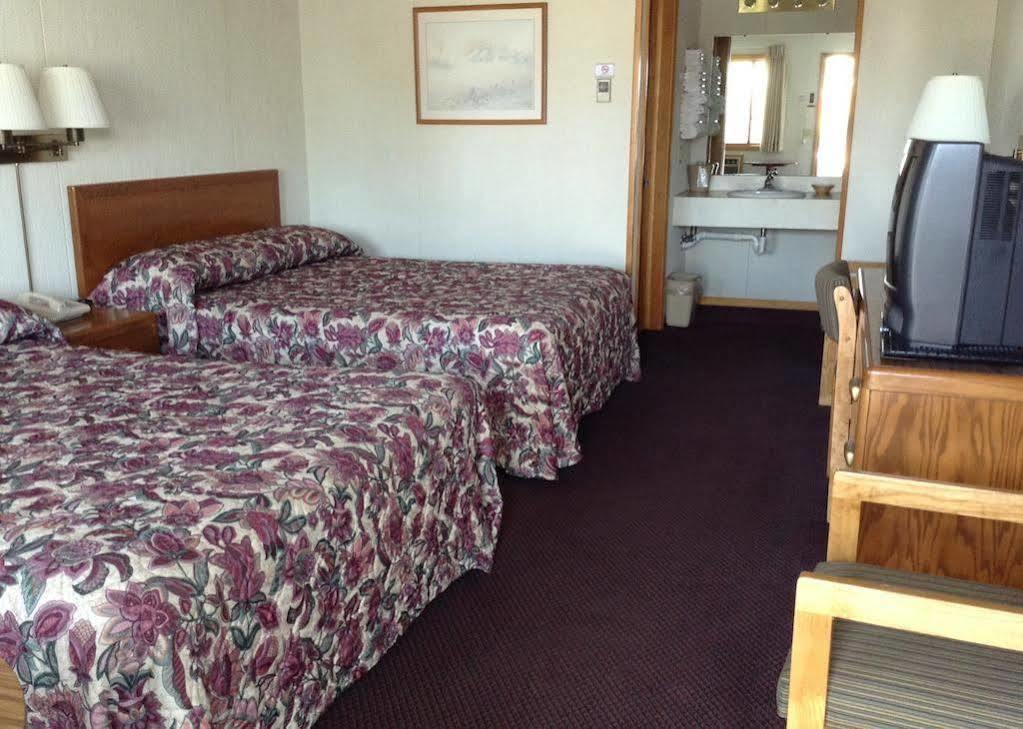 מקינאו סיטי Lighthouse View Motel מראה חיצוני תמונה
